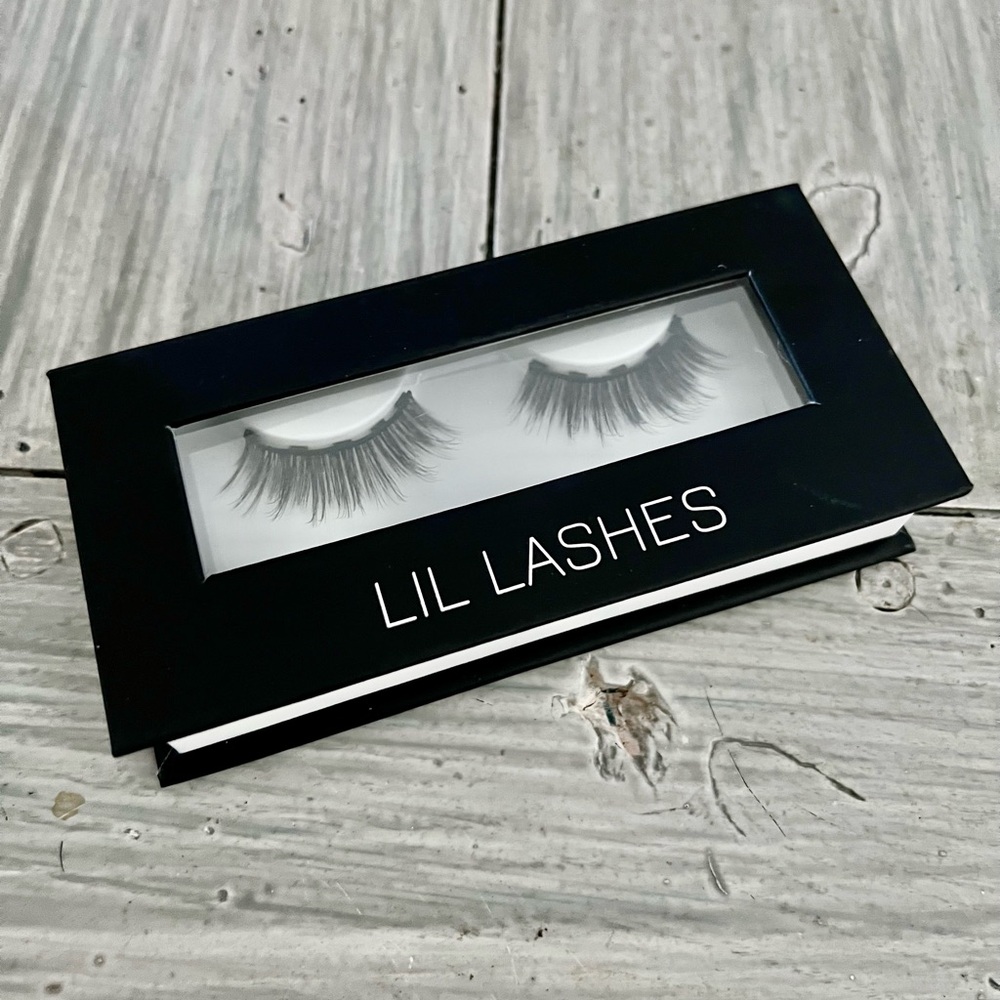 Lil Natural Magnetic False Eyelashes